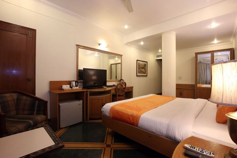 Oyo 1100 Hotel Kwality Regency