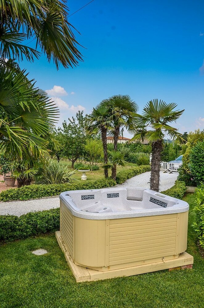 Apartamento Cevoli Country Resort