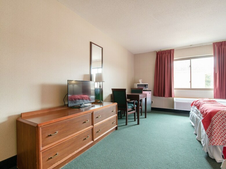 Oyo Hotel New Castle In Hwy 3