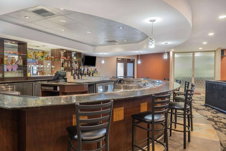 Crowne Plaza Hotel Sacramento Northeast