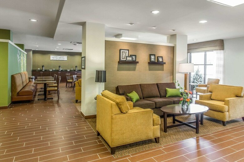 Hotel Sleep Inn & Suites