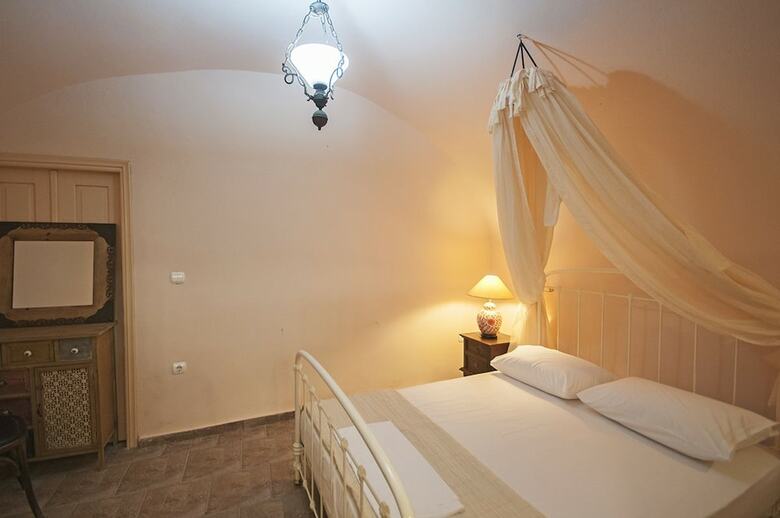 Hotel Roubeti Village