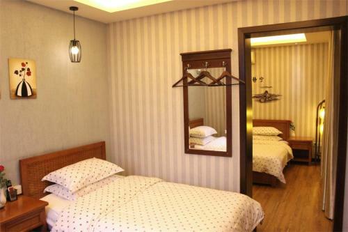 Hostal Longxinfang Garden Guest House