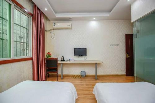 Yuhang Business Hotel
