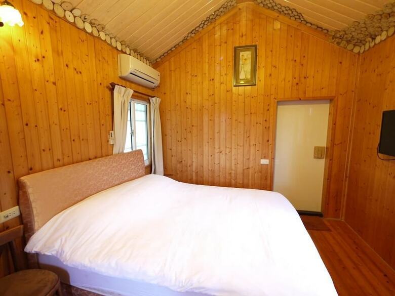 Hotel Leisure Log Cabin