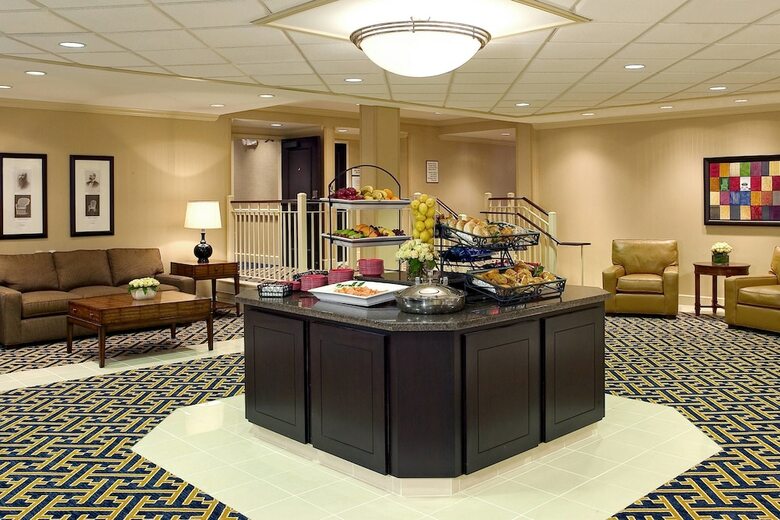 Hotel Four Points By Sheraton Wakefield Boston Htl&conference Cntr