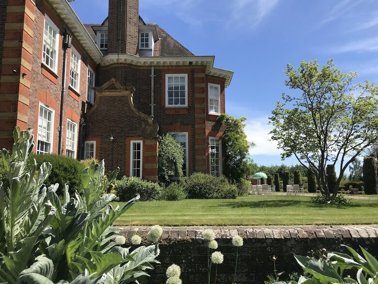Barnett Hill - Luxury Hotel