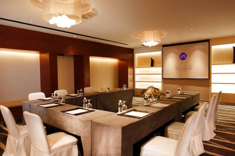 Grand Mercure Shanghai Century Park Hotel