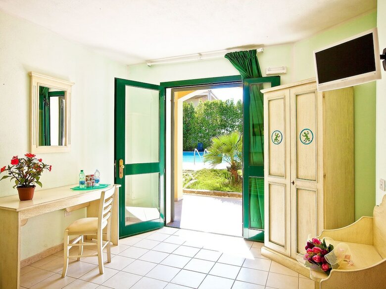 Ariadimari Hotel