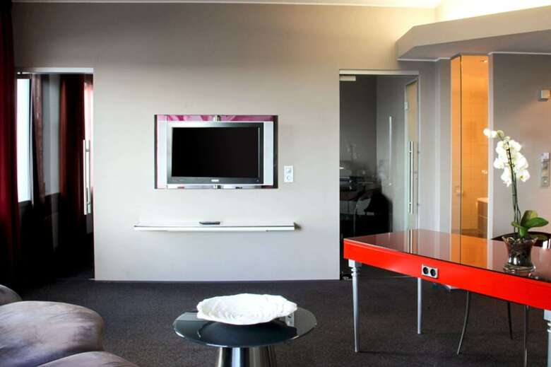 Clarion Hotel Bergen Airport Terminal