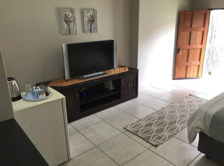 Hotel Big 5 Guest House