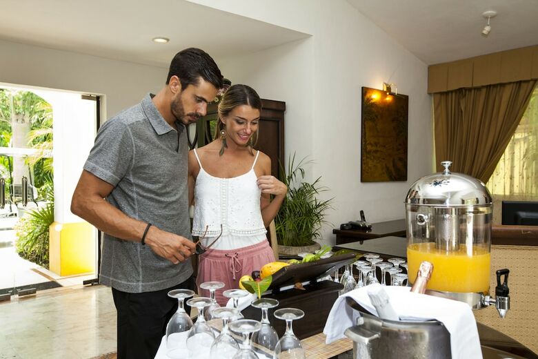 Hotel Royal Level At Occidental Cozumel - All Inclusive