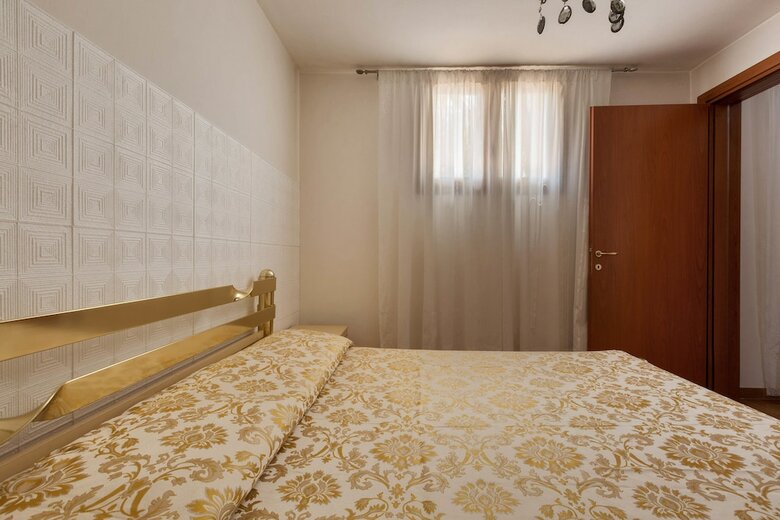 Villa Gary