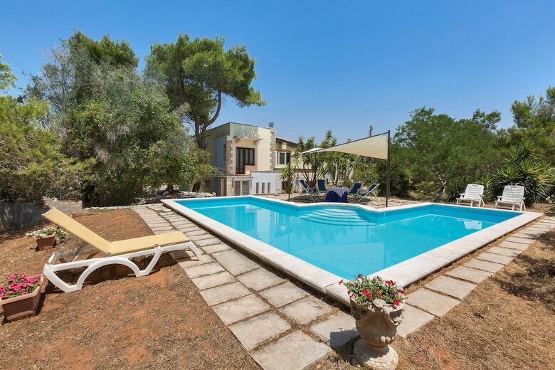 Villa Gary