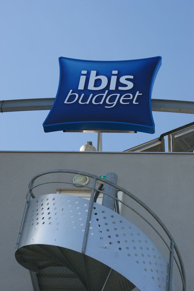 Hotel Ibis Budget Carcassonne A�roport
