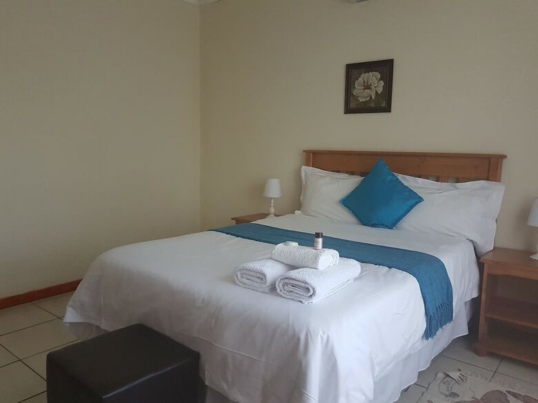 Sand River Cottages
