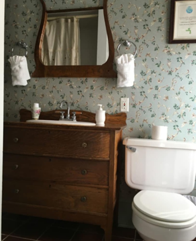 Inn At The Canal Bed & Breakfast