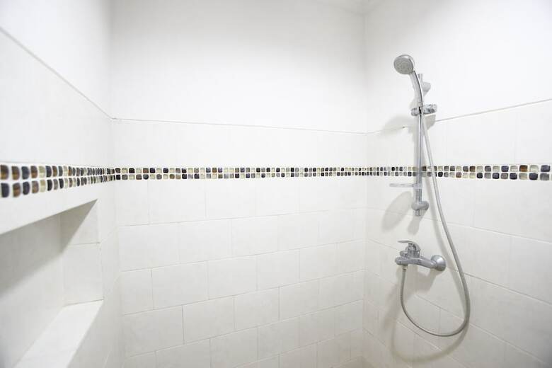 Hotel Reddoorz Plus @ Guntur Raya Setiabudi