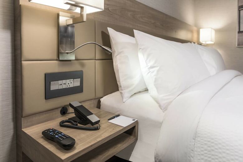 AC Hotel By Marriott Boston Cambridge