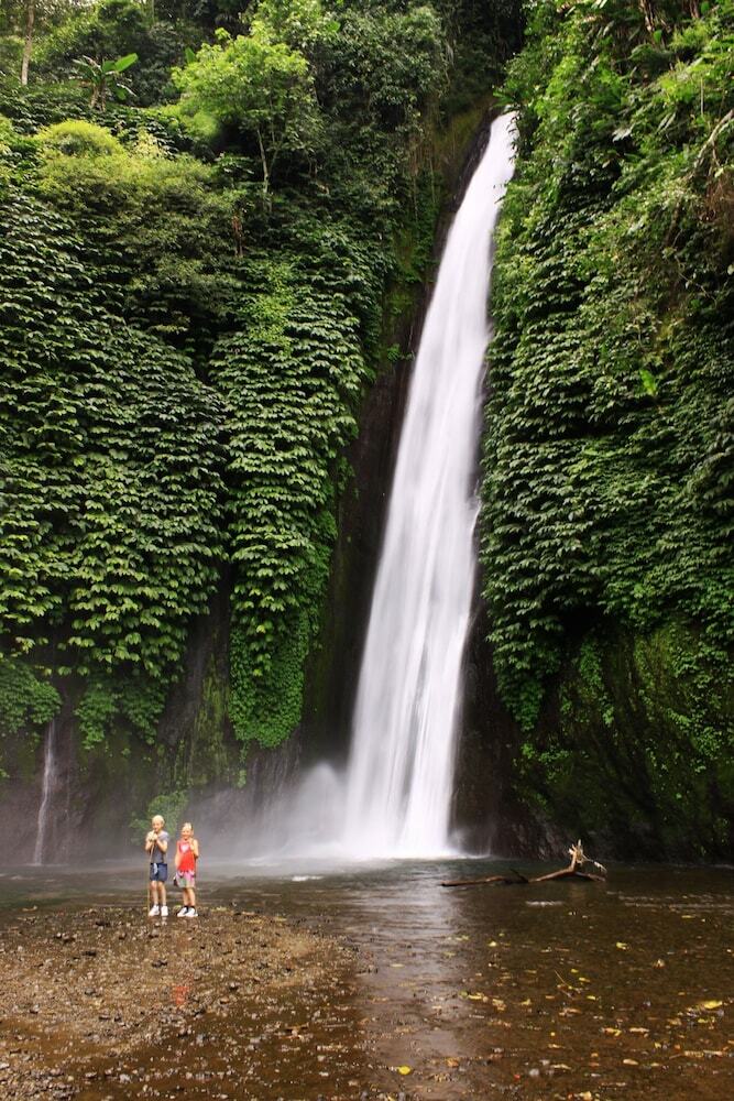 Hotel Guru Ratna Homestay