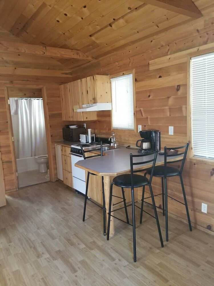 Motel Sourdough Lodge