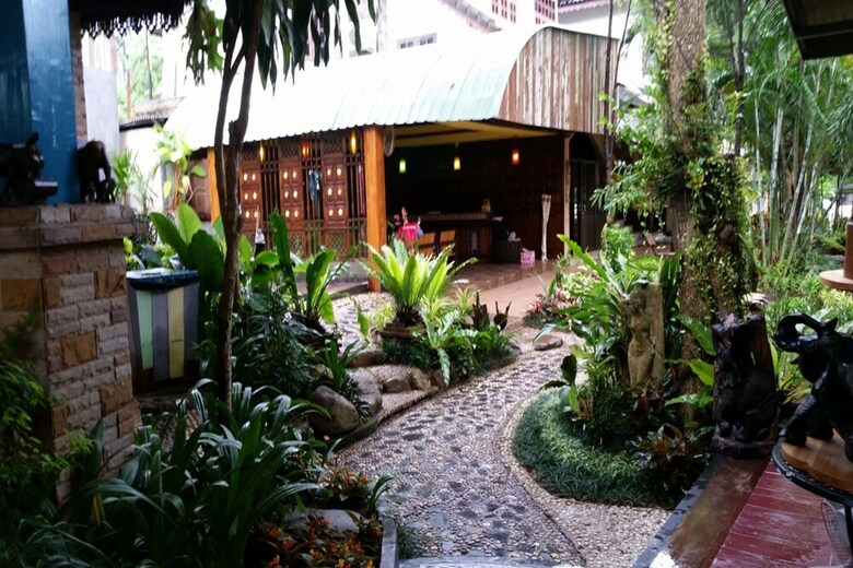 Hotel Baanplaidoi Resort