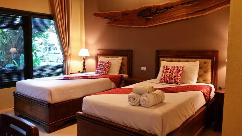 Hotel Baanplaidoi Resort