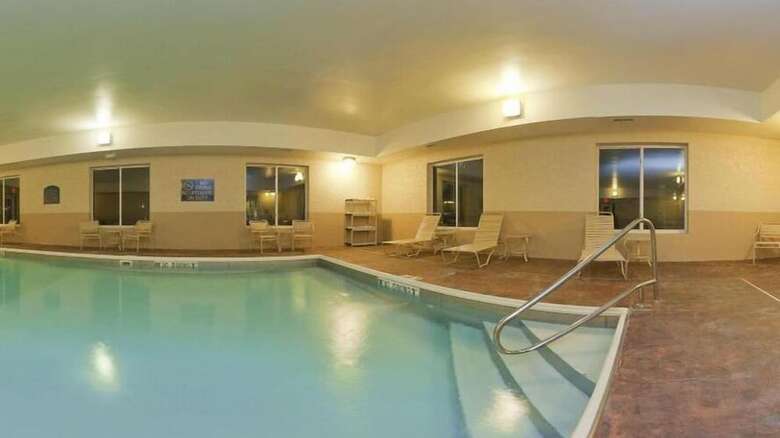 Holiday Inn Express Hotel & Suites Frankfort