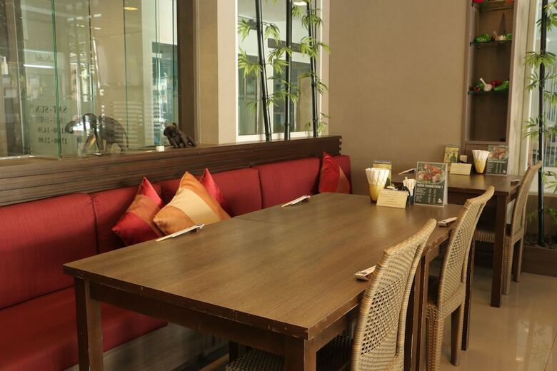 Aparthotel Jasmine Resort Hotel & Serviced Apartment