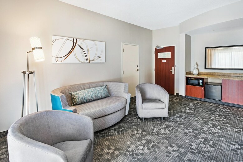 Hotel Courtyard Marriott Knox Airport