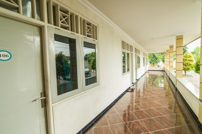 Hotel Airy Solo Baru Telukan Pendawa Af 1