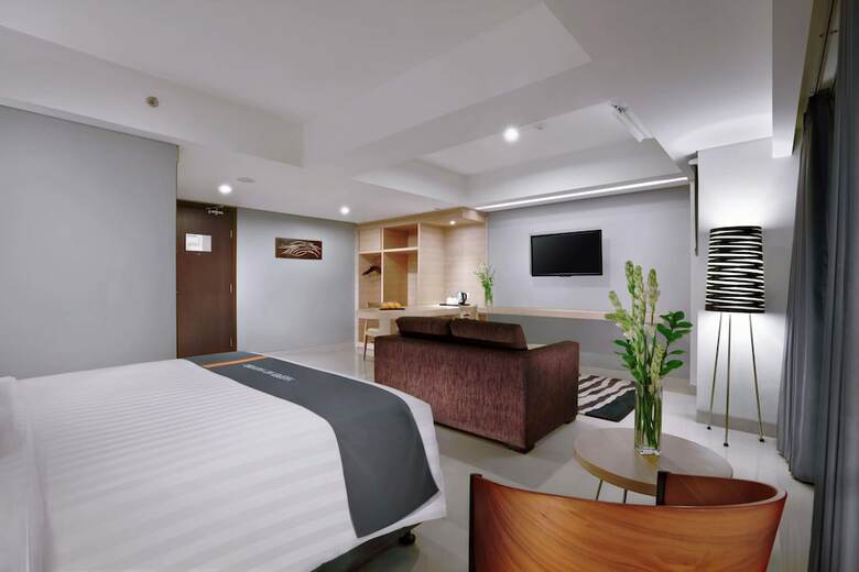 Hotel Harper Mt Haryono By Aston