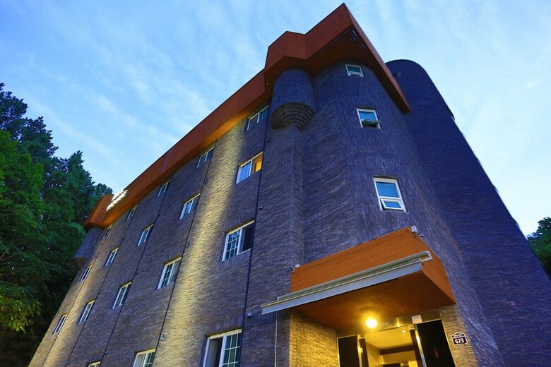 Hotel Hill House Park