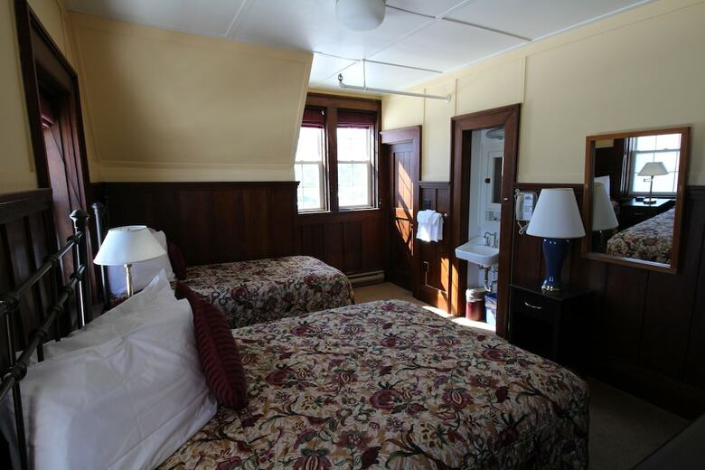 Prince Of Wales Hotel