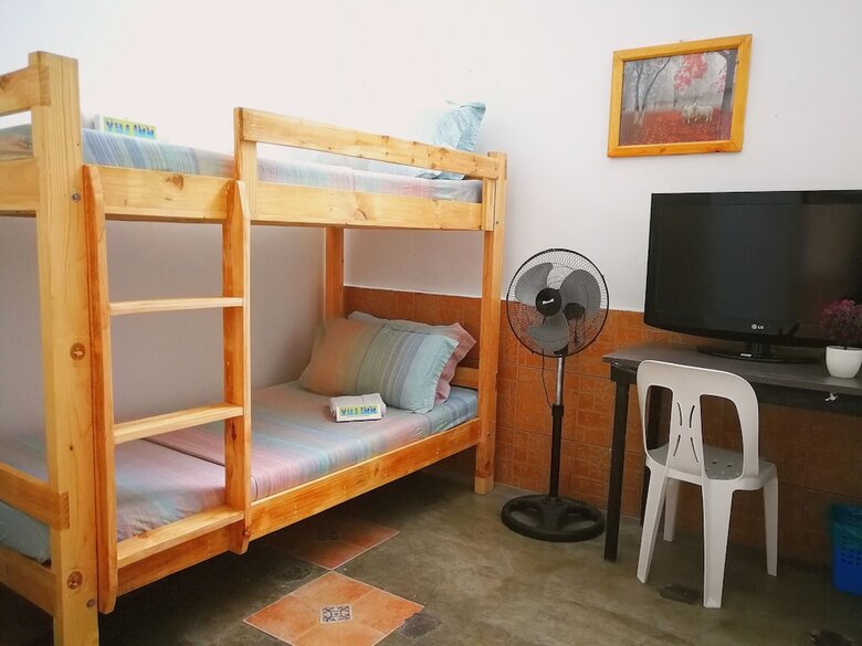 Hostal Yuj Inn - Hostel