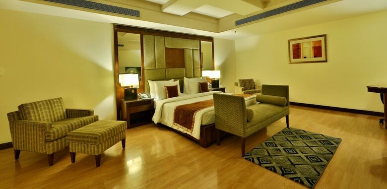 Hotel Regenta Central Klassik