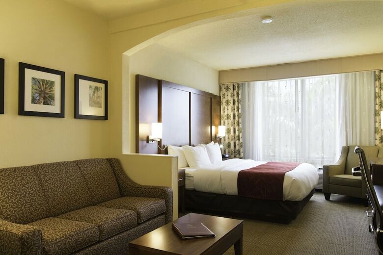 Hotel Comfort Suites Miami - Kendall