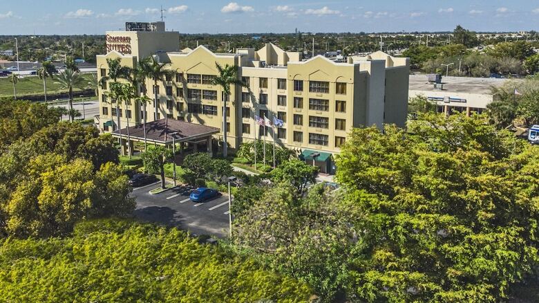 Hotel Comfort Suites Miami - Kendall