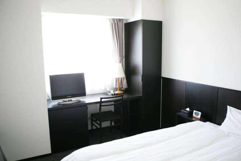 Green Rich Hotel Tosu Ekimae