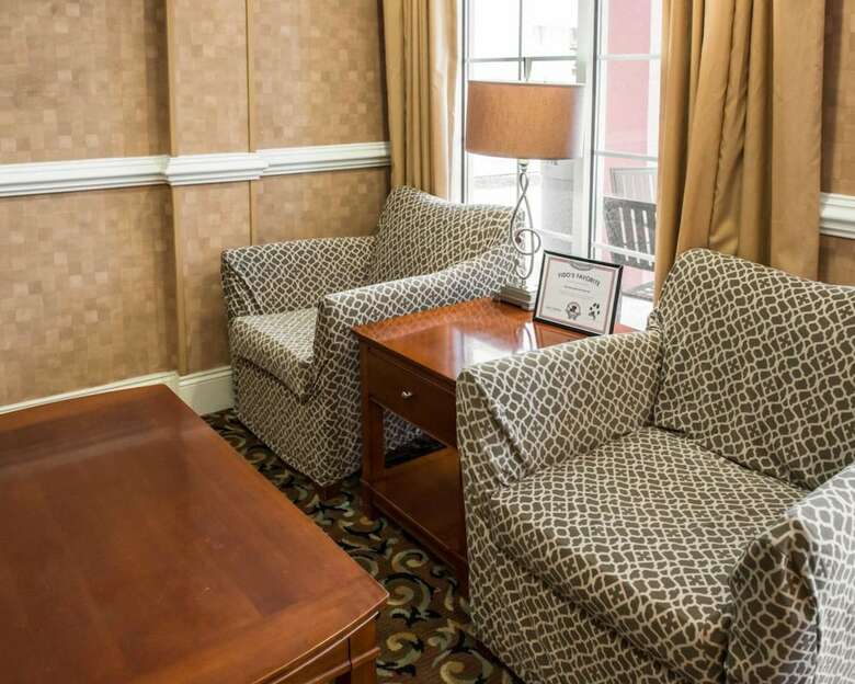 Hotel Mainstay Suites