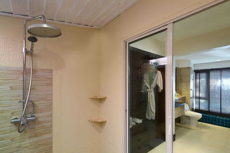 Apartamento Andaman White Beach Resort
