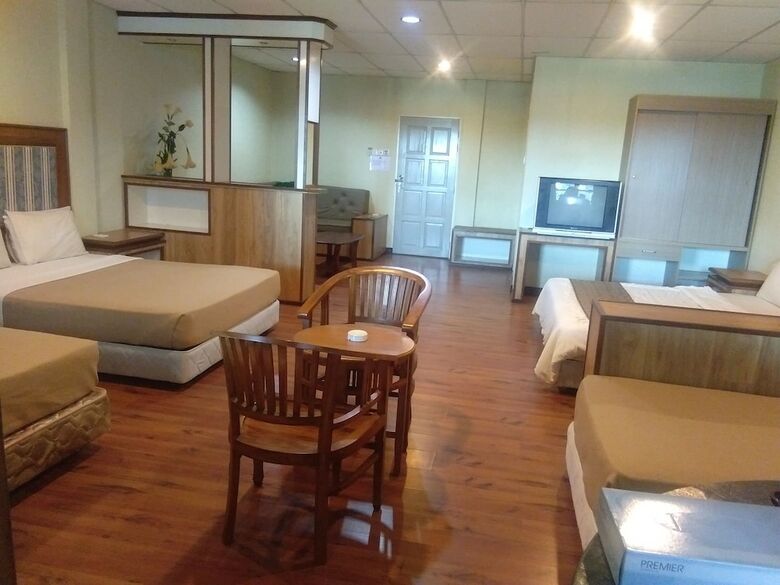 Hotel Arwana Inn