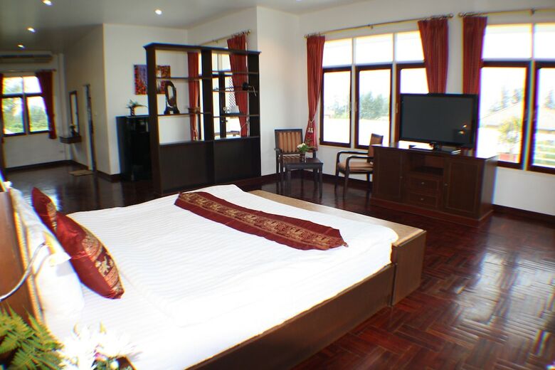 Hotel Ao Thai Resort