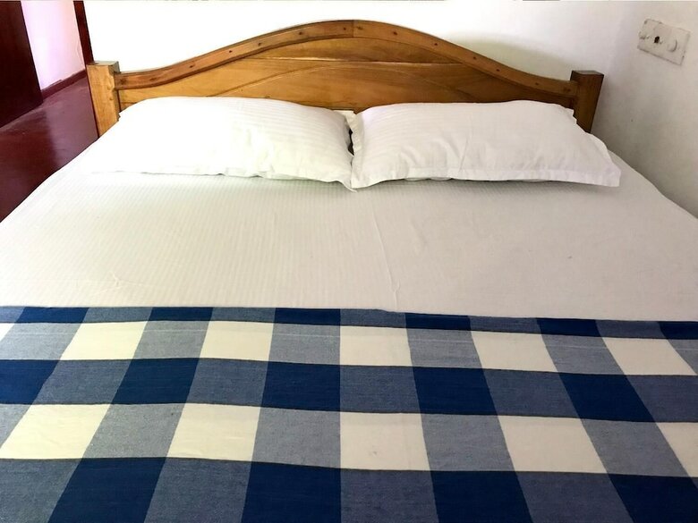 Hotel Damith Tourist Inn