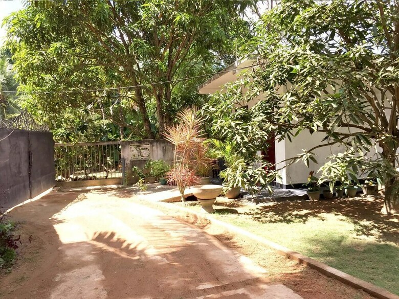 Hotel Damith Tourist Inn
