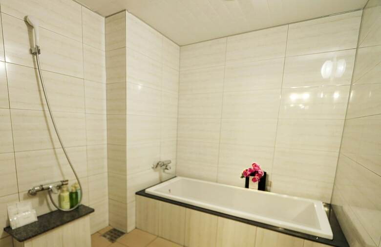 Hotel Kanade Osaka Namba