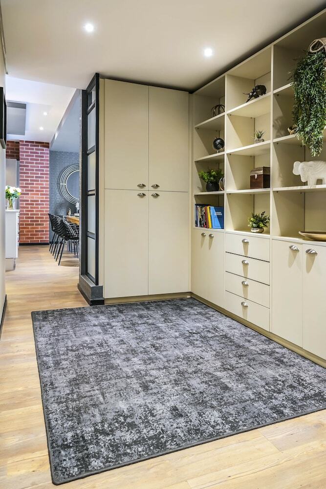 Apartamentos C.a.g The Vantage