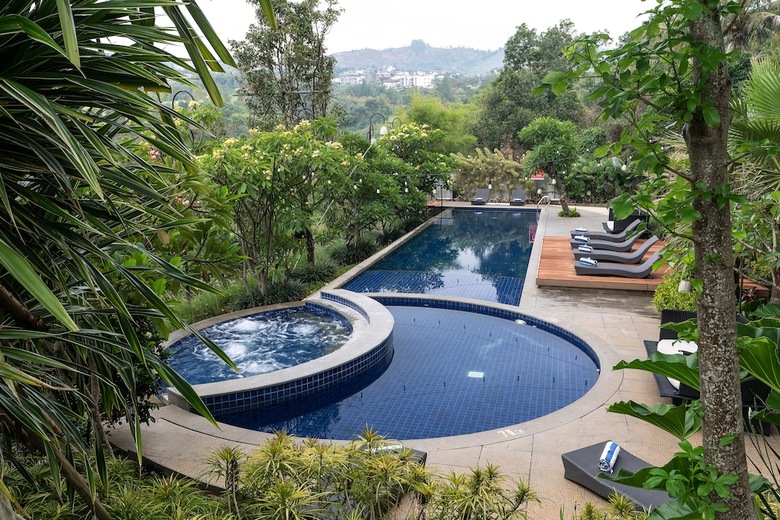 Clove Garden Hotel & Residence