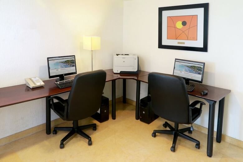 Hotel Holiday Inn Express Nuevo Laredo