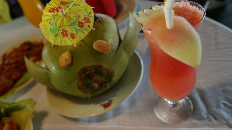 Hotel Pulau Ayer Resort And Cottages